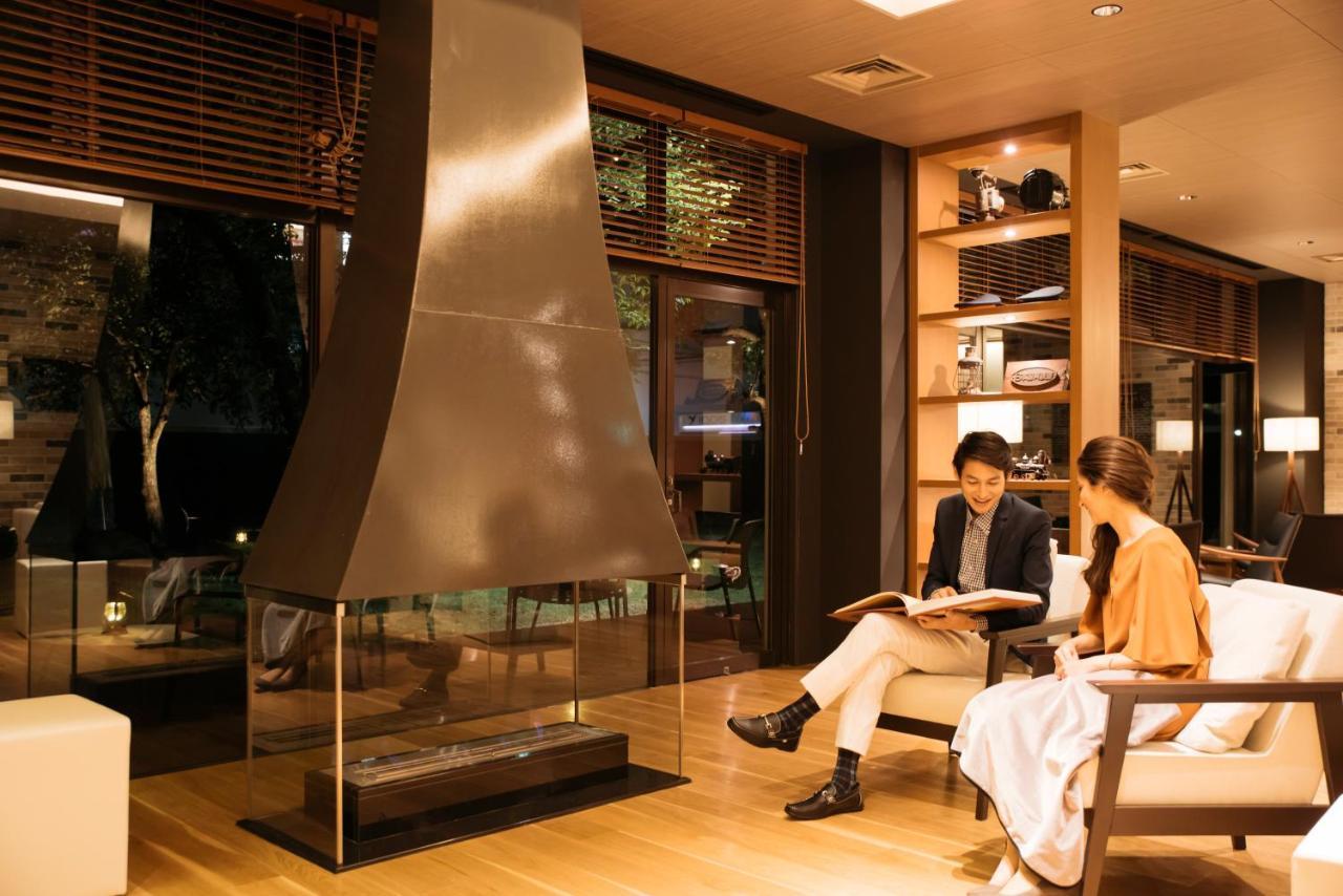 First Cabin Station Abenoso Hotell Osaka Exteriör bild
